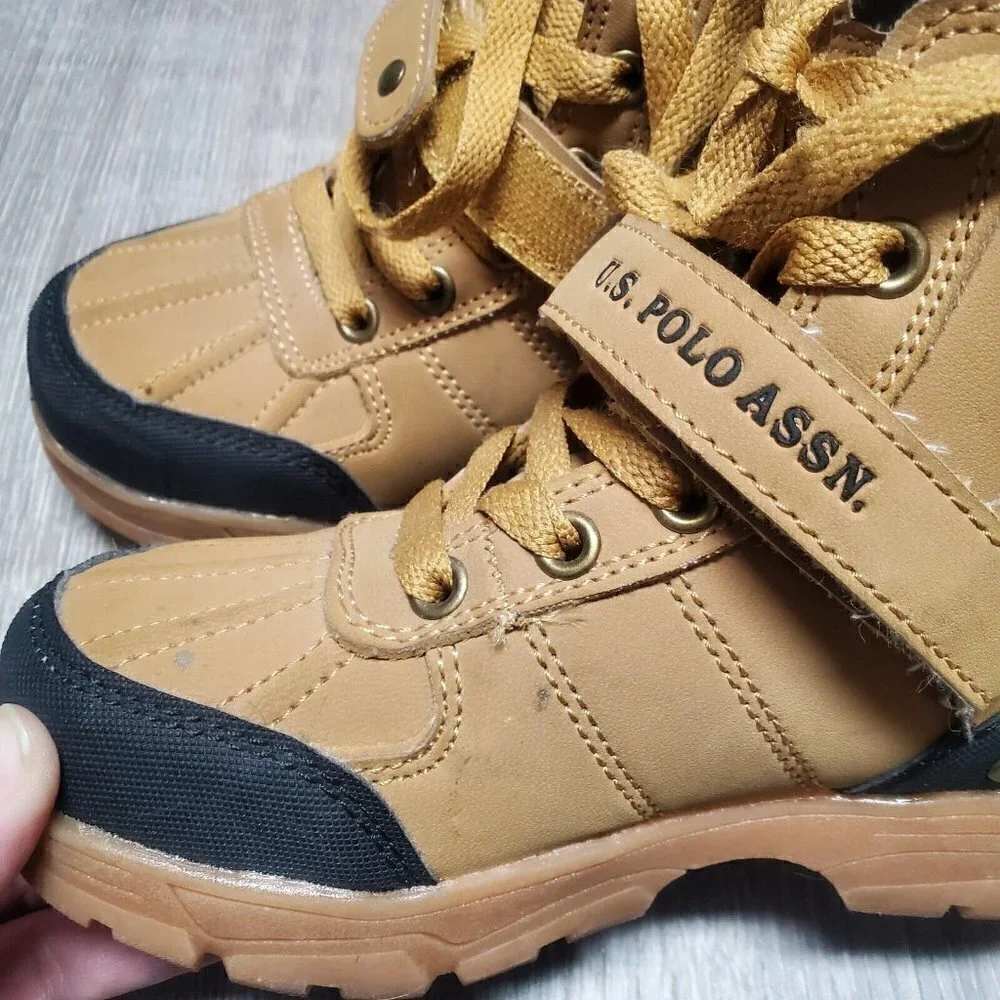 US Polo Association Kids Ankle Boots Tan/Black Size 11 Lace-up Hiking Sh…